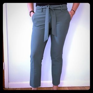 Loft Marisa Fit, tie front ankle pants